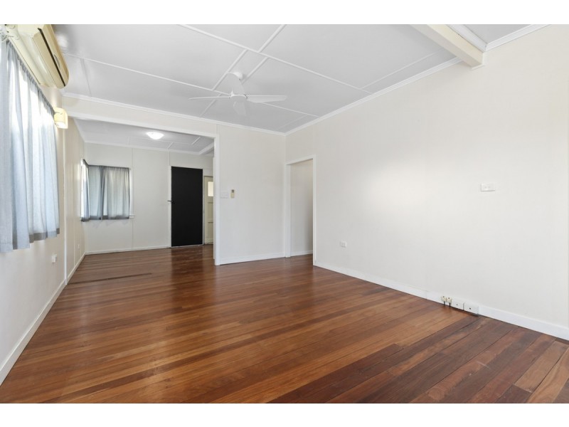 34 Bowen Terrace, The Range QLD 4700