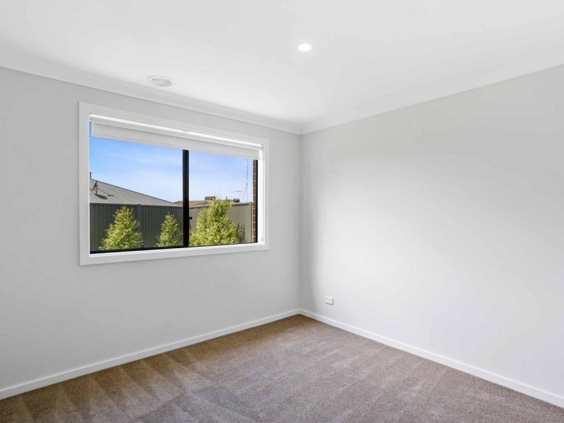 31 Foxglove Way, Lara VIC 3212