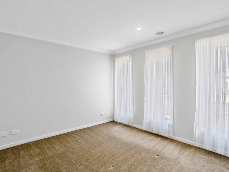 31 Foxglove Way, Lara VIC 3212