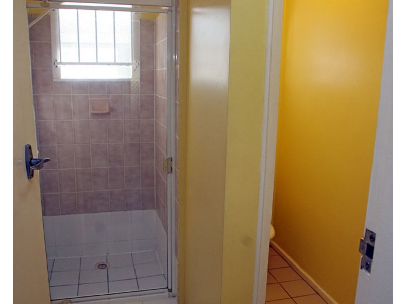 3/65 Bunya  Street, Greenslopes QLD 4120