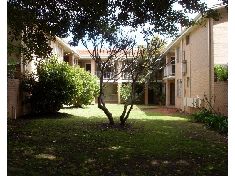 8/83 Bayview Terrace, Claremont WA 6010