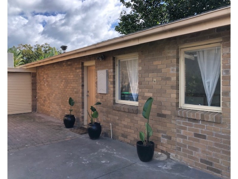 4/3 Littlewood Street, Hampton VIC 3188