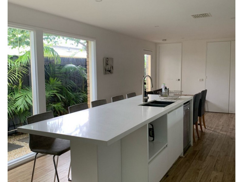 4/3 Littlewood Street, Hampton VIC 3188