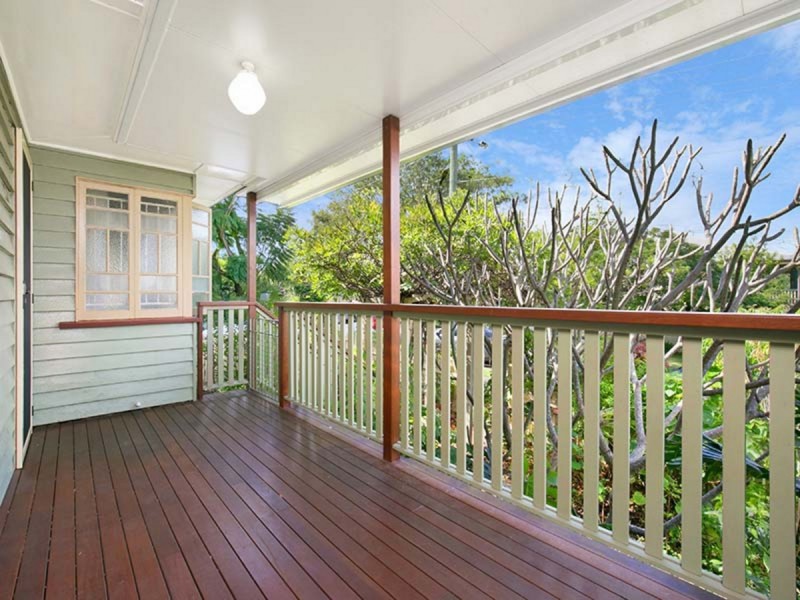 107 Ellen Street, Oxley QLD 4075