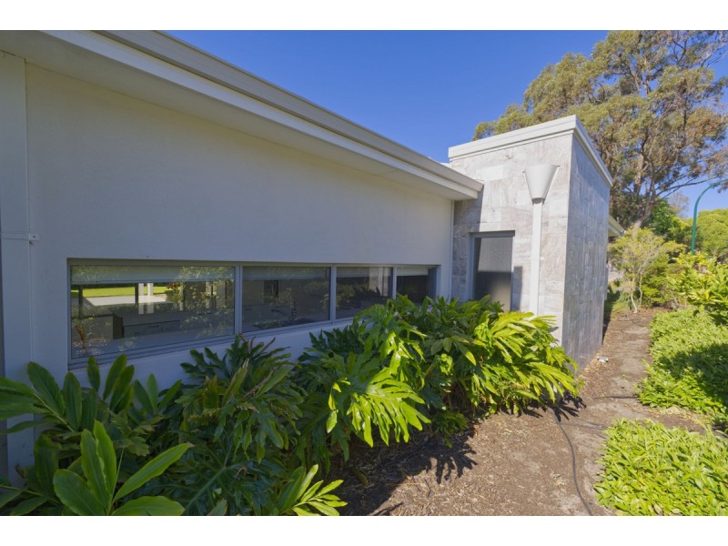 121 Grovedale Road, Floreat WA 6014