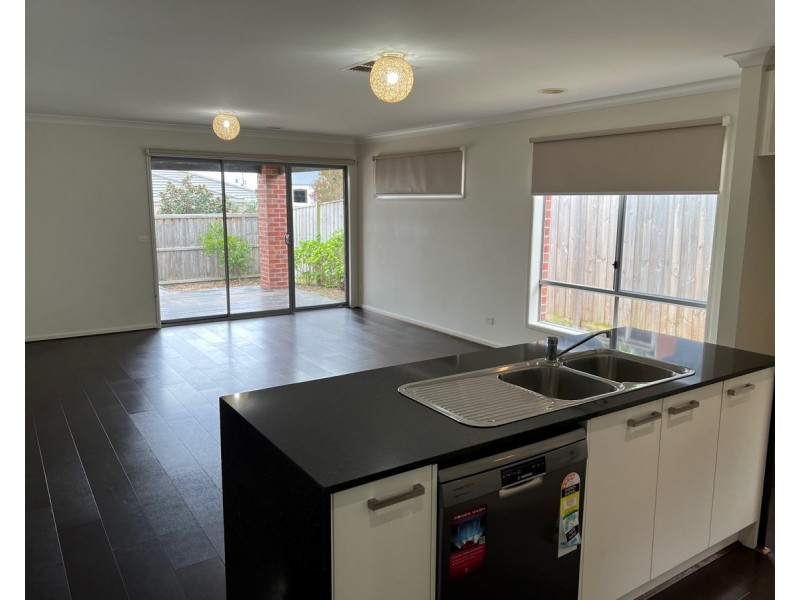 77 Village Green Drive, Leopold VIC 3224