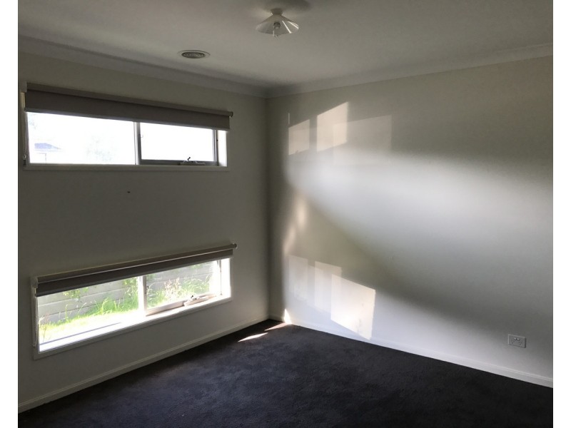 77 Village Green Drive, Leopold VIC 3224