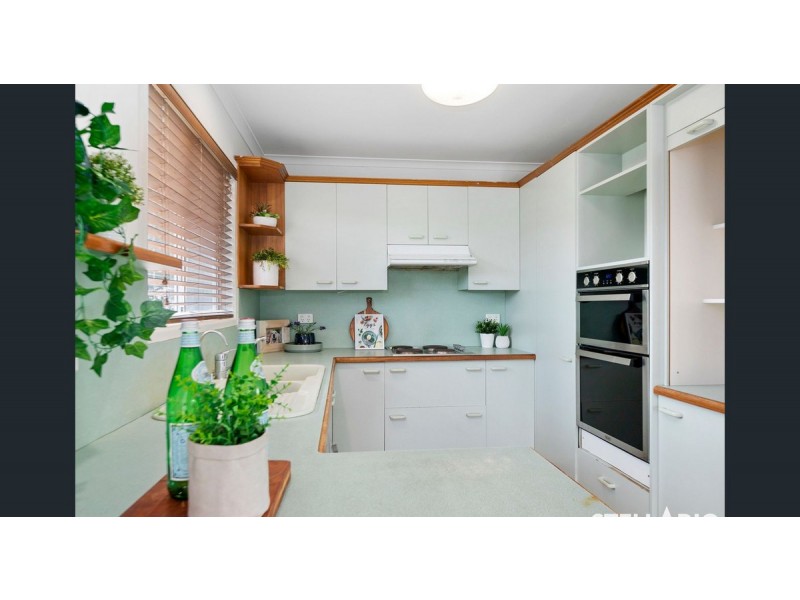 27 Karoonda Crescent, Rochedale South QLD 4123