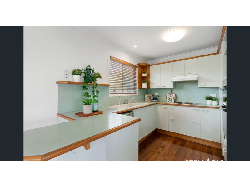 27 Karoonda Crescent, Rochedale South QLD 4123