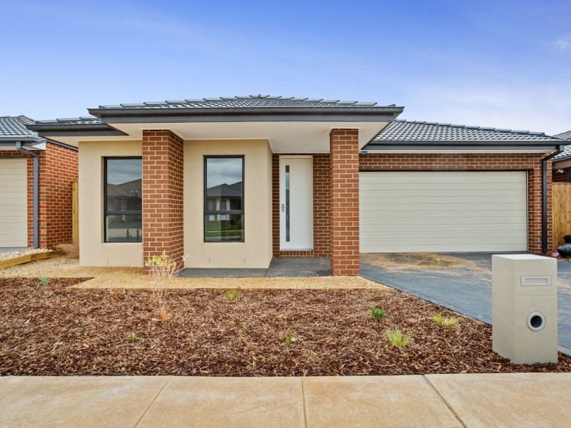 43 Dajarra Avenue, Wyndham Vale VIC 3024