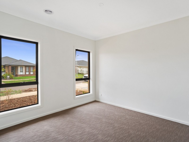 43 Dajarra Avenue, Wyndham Vale VIC 3024