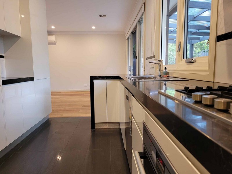 2/5 Lois Court, Bentleigh East VIC 3165