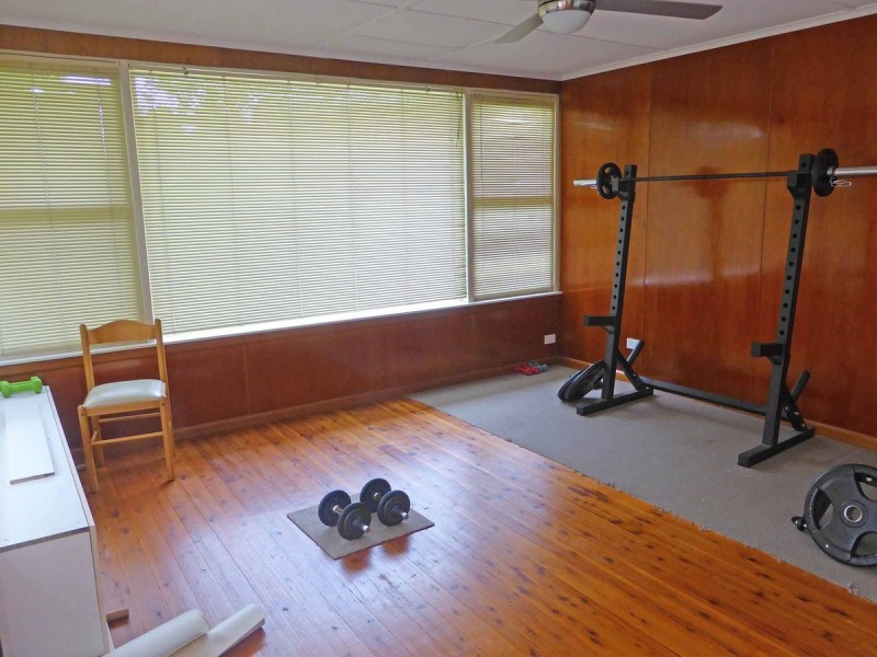 9 Betty Avenue, Winston Hills NSW 2153