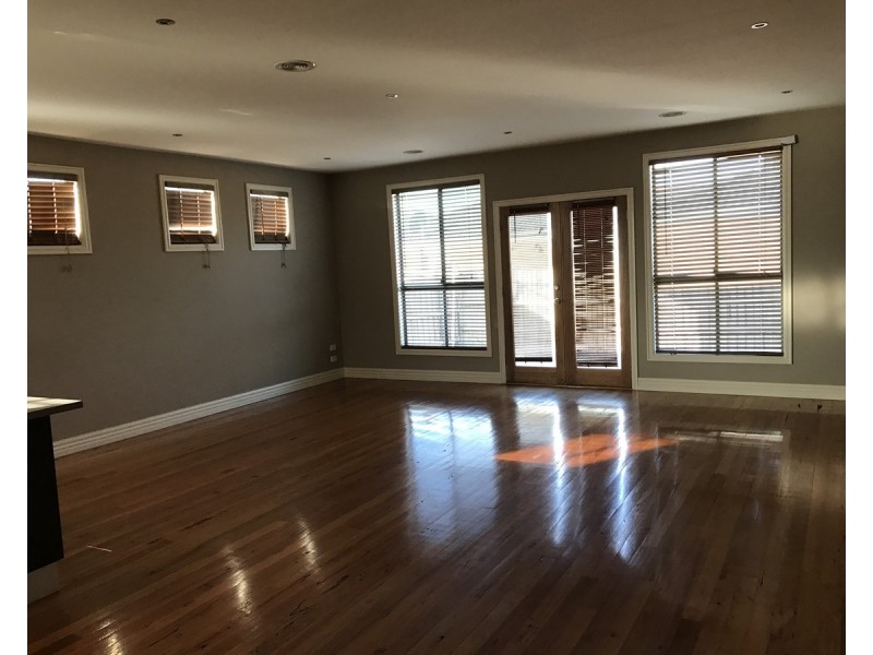 11 Woods Street, Laverton VIC 3028