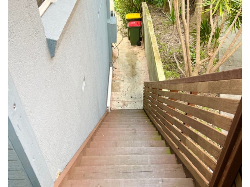 7 Bluewave Crescent, Forresters Beach NSW 2260