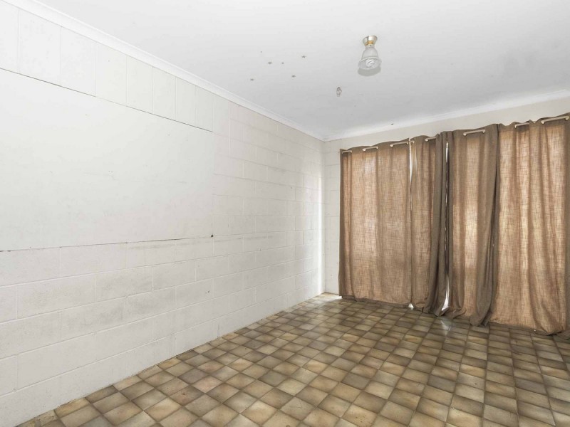 60 Gee Road, Pine Mountain QLD 4306