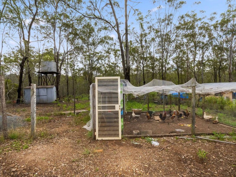 60 Gee Road, Pine Mountain QLD 4306