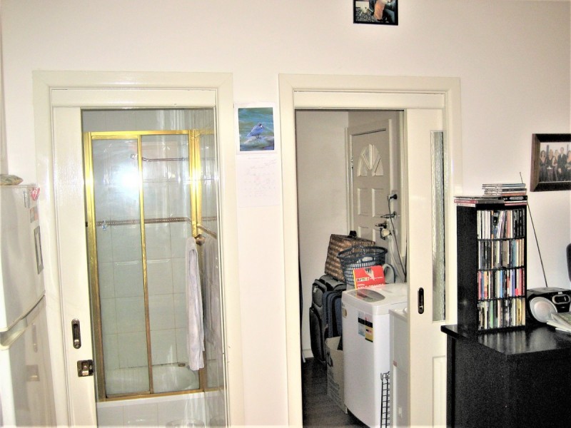 2/15 Nicholson Street, Coburg VIC 3058