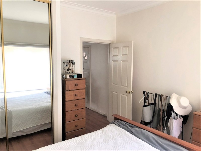 2/15 Nicholson Street, Coburg VIC 3058