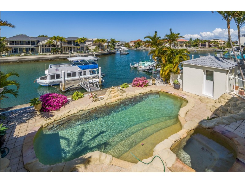 9 The Sovereign Mile, Paradise Point QLD 4216