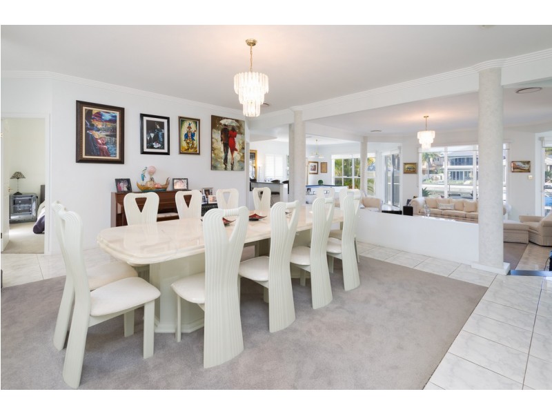 9 The Sovereign Mile, Paradise Point QLD 4216