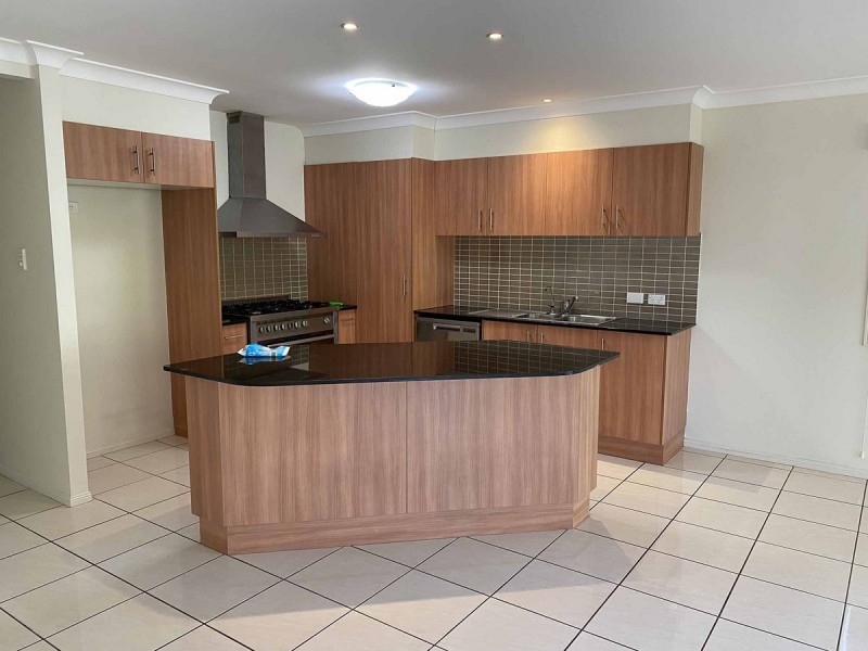 110 Drayton Terrace, Wynnum QLD 4178