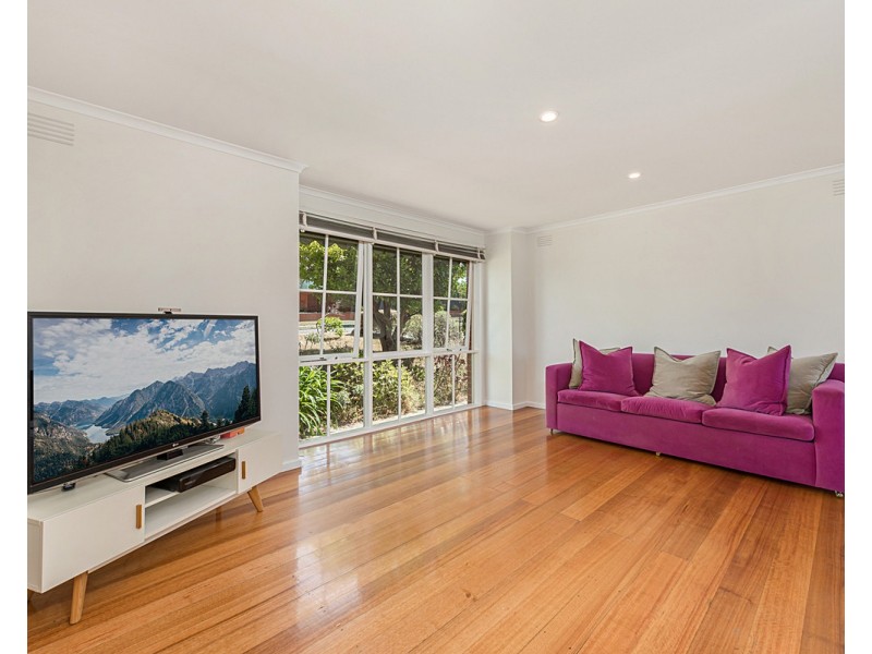 10 Binowee Avenue, Yallambie VIC 3085