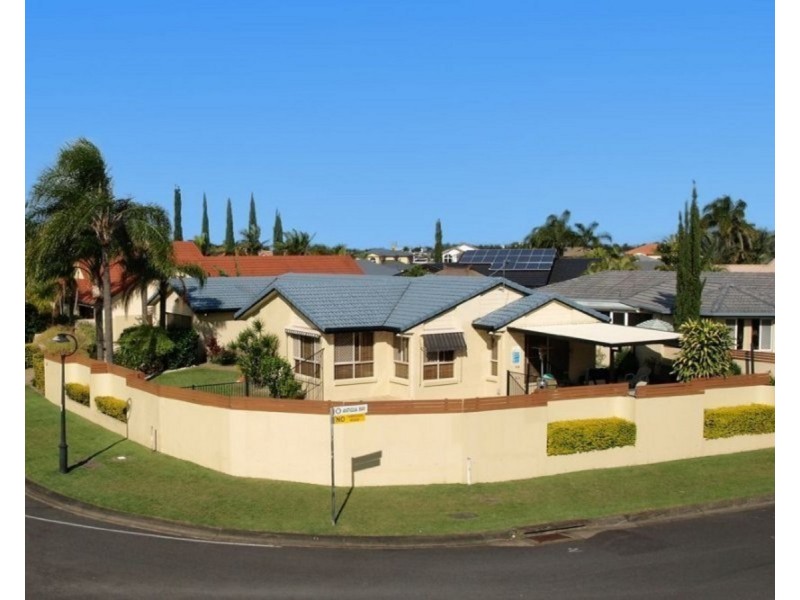 46 Santa Cruz Boulevard, Clear Island Waters QLD 4226