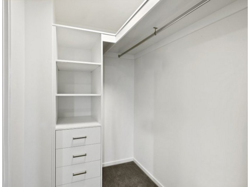 1102/30 Festival Place, Newstead QLD 4006