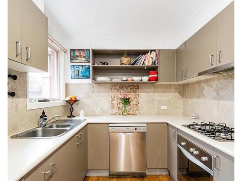 4/25 Ti-Tree Grove East, Parkdale VIC 3195