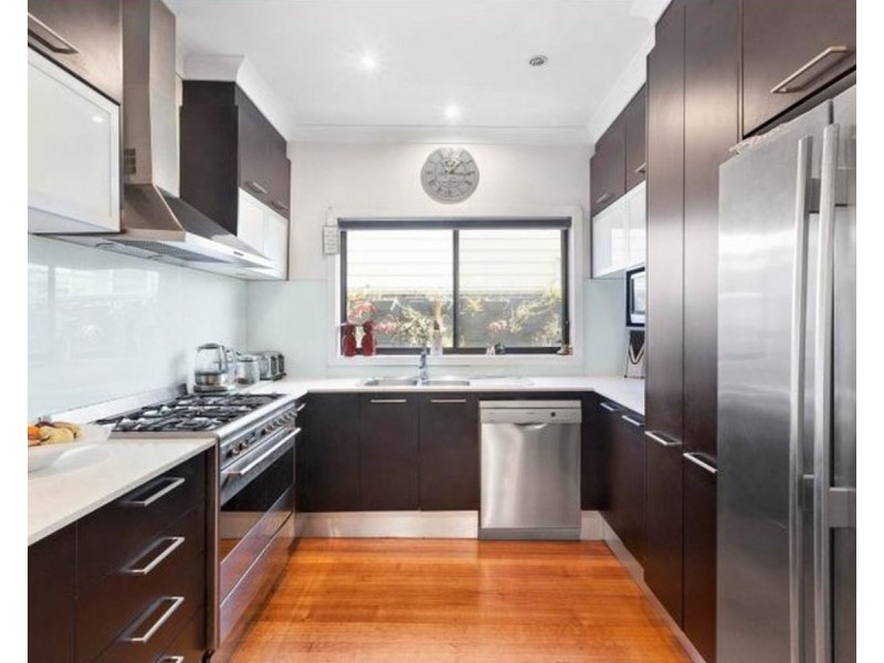 23 Stenhouse Avenue, Brooklyn VIC 3012