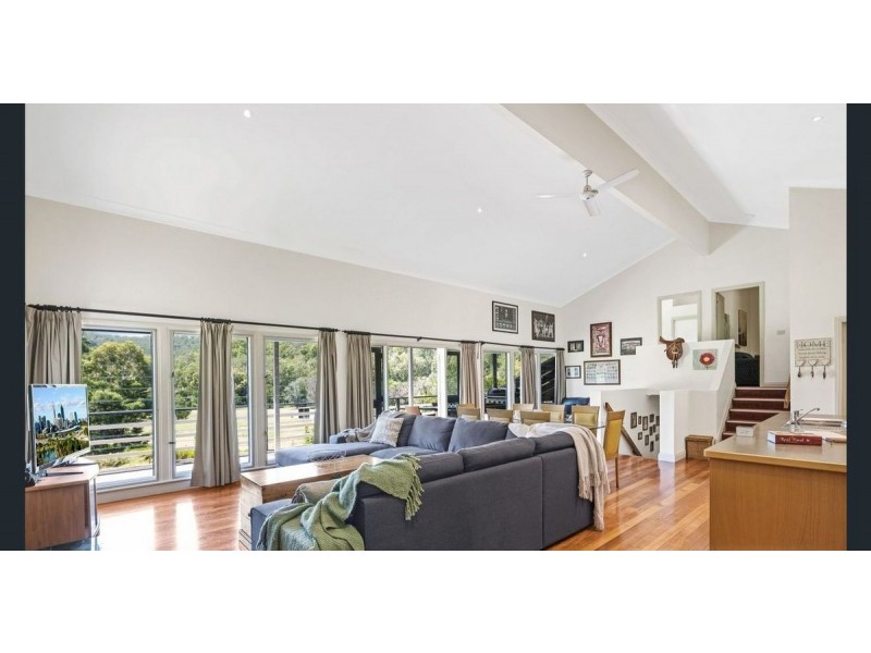217 Murrays Run Road, Laguna NSW 2325