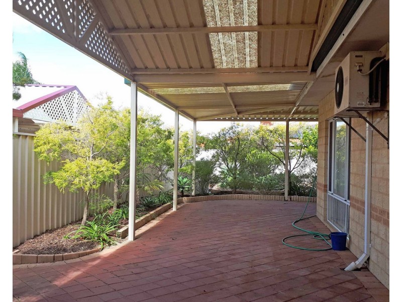 15 Kingsland Loop, Canning Vale WA 6155