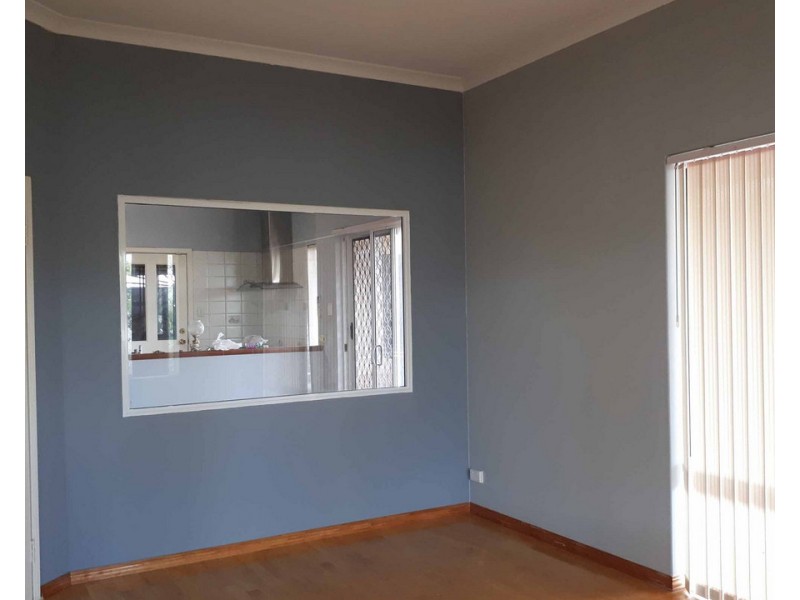 15 Kingsland Loop, Canning Vale WA 6155