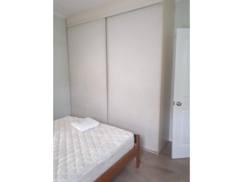 15 Ralph Street, Westmead NSW 2145