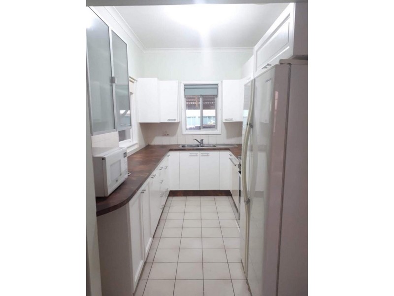 15 Ralph Street, Westmead NSW 2145