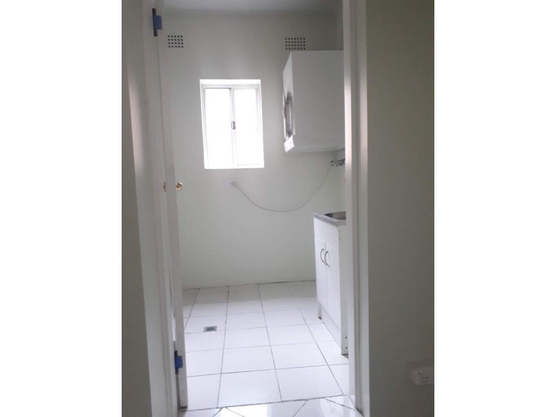 15 Ralph Street, Westmead NSW 2145