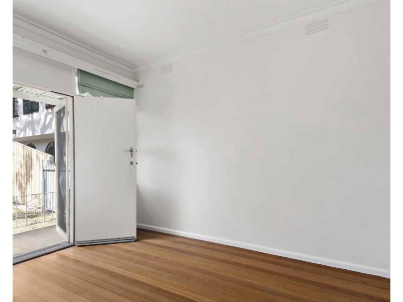 90 Pakington Street, St Kilda VIC 3182