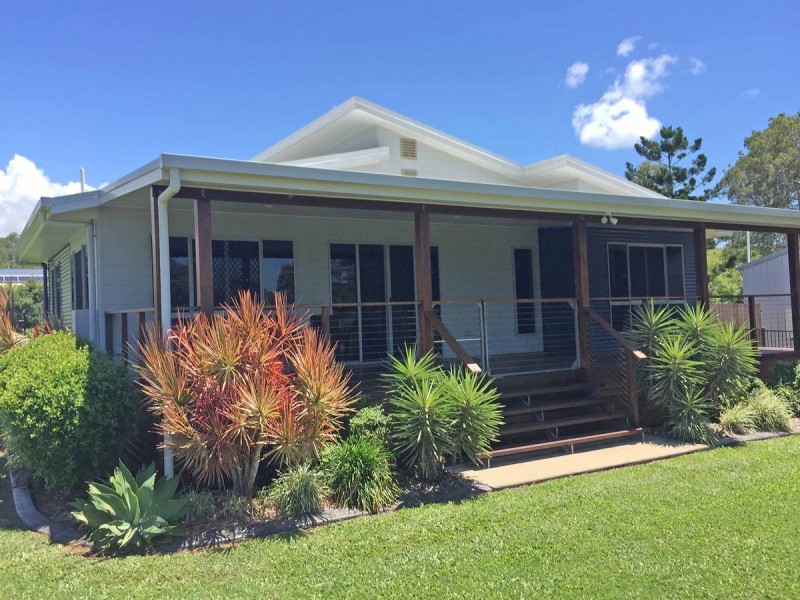 2 Springcliffe Drive, Seaforth QLD 4741