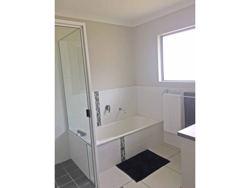2 Springcliffe Drive, Seaforth QLD 4741