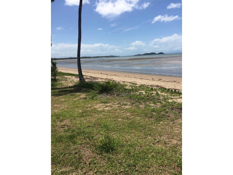 2 Springcliffe Drive, Seaforth QLD 4741