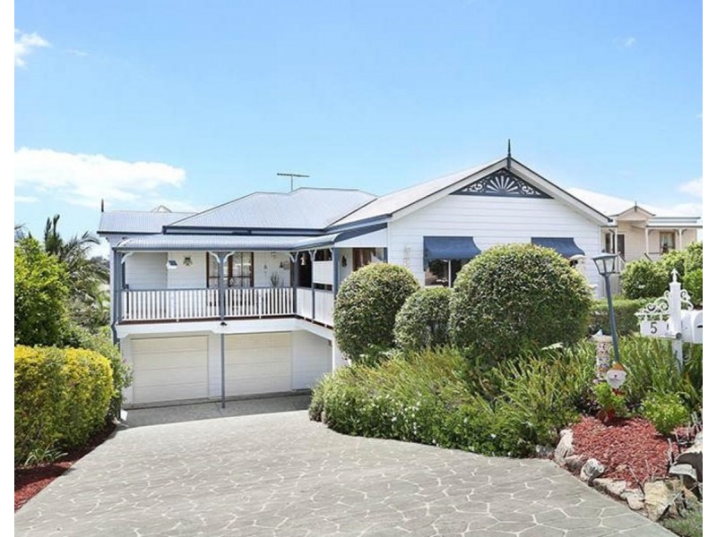 5 Thirlestane Terrace, Narangba QLD 4504