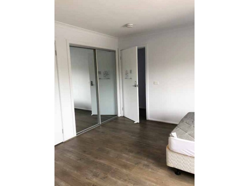 1/10 Banksia Street, Clayton VIC 3168