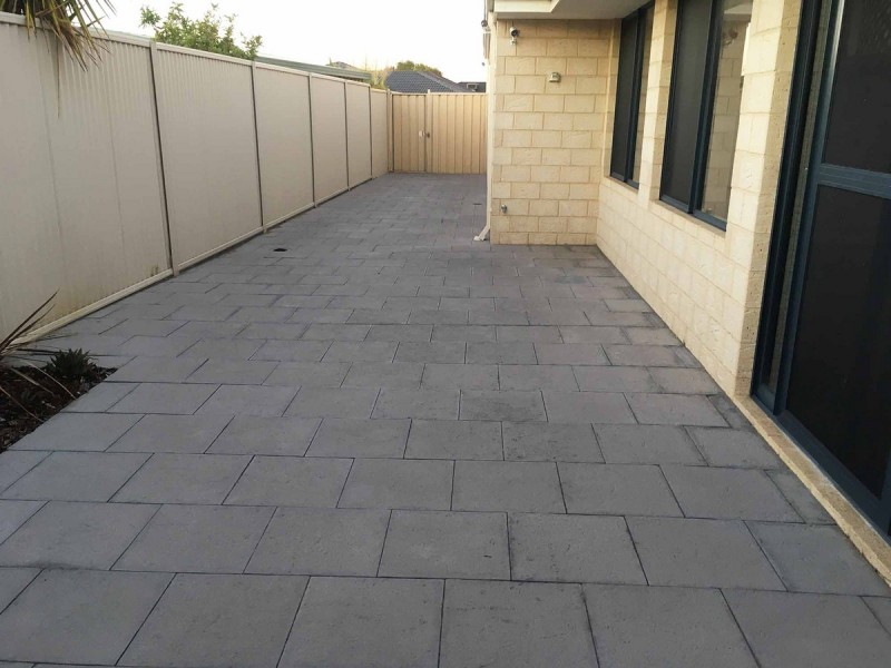 4 Napoleon Way, Bertram WA 6167