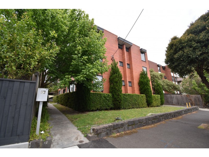 8/12 Normanby Street, Windsor VIC 3181
