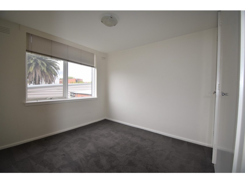 8/12 Normanby Street, Windsor VIC 3181