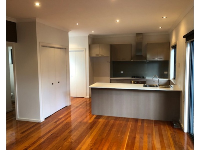 3/18 Ross Road, Croydon VIC 3136