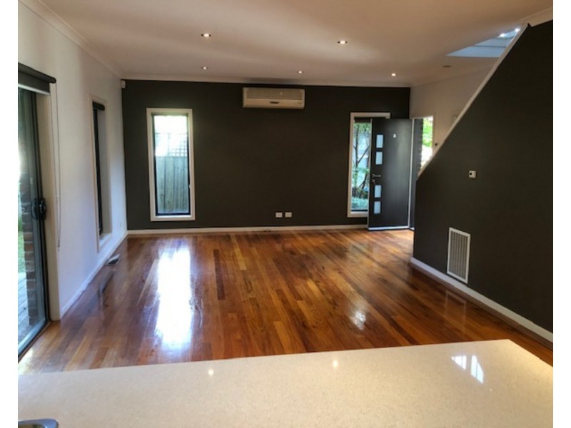 3/18 Ross Road, Croydon VIC 3136