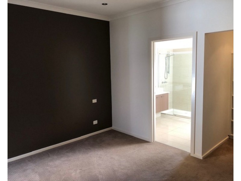 3/18 Ross Road, Croydon VIC 3136