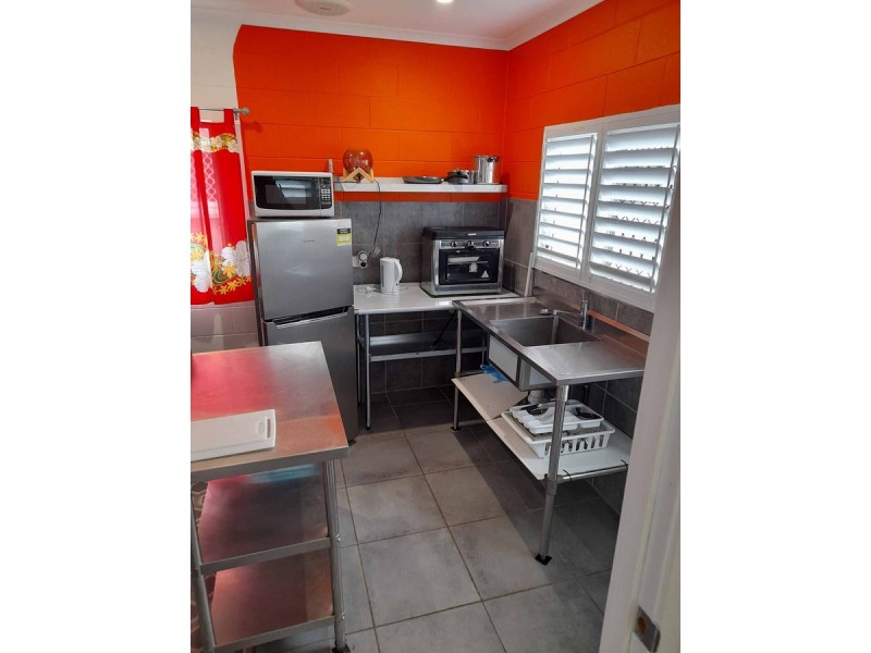 5 Vigilant Close, Bentley Park QLD 4869